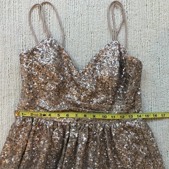SOLD Eliza J | Ombre Sequin Gown | Champagne | 8 - Picture 9 of 15